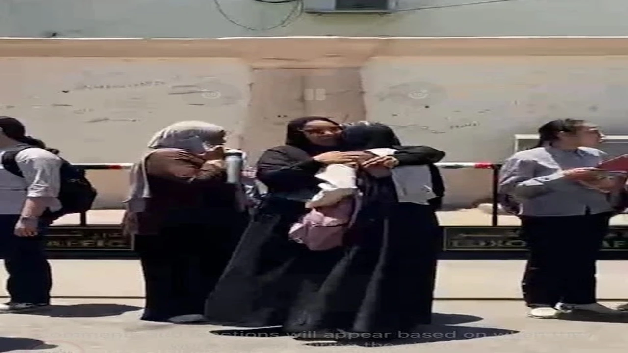 معلم كيمياء “للاسف بعد الإطلاع على الامتحان كاملا، الامتحان تقيل وعايز نفس طويل